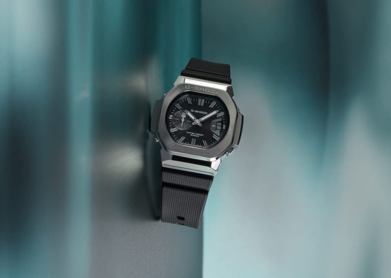 تصویر رسمی کمپین رونمایی G-SHOCK 2500 کاسیو